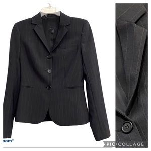 🤍The Limited Grey Pin-Striped Blazer